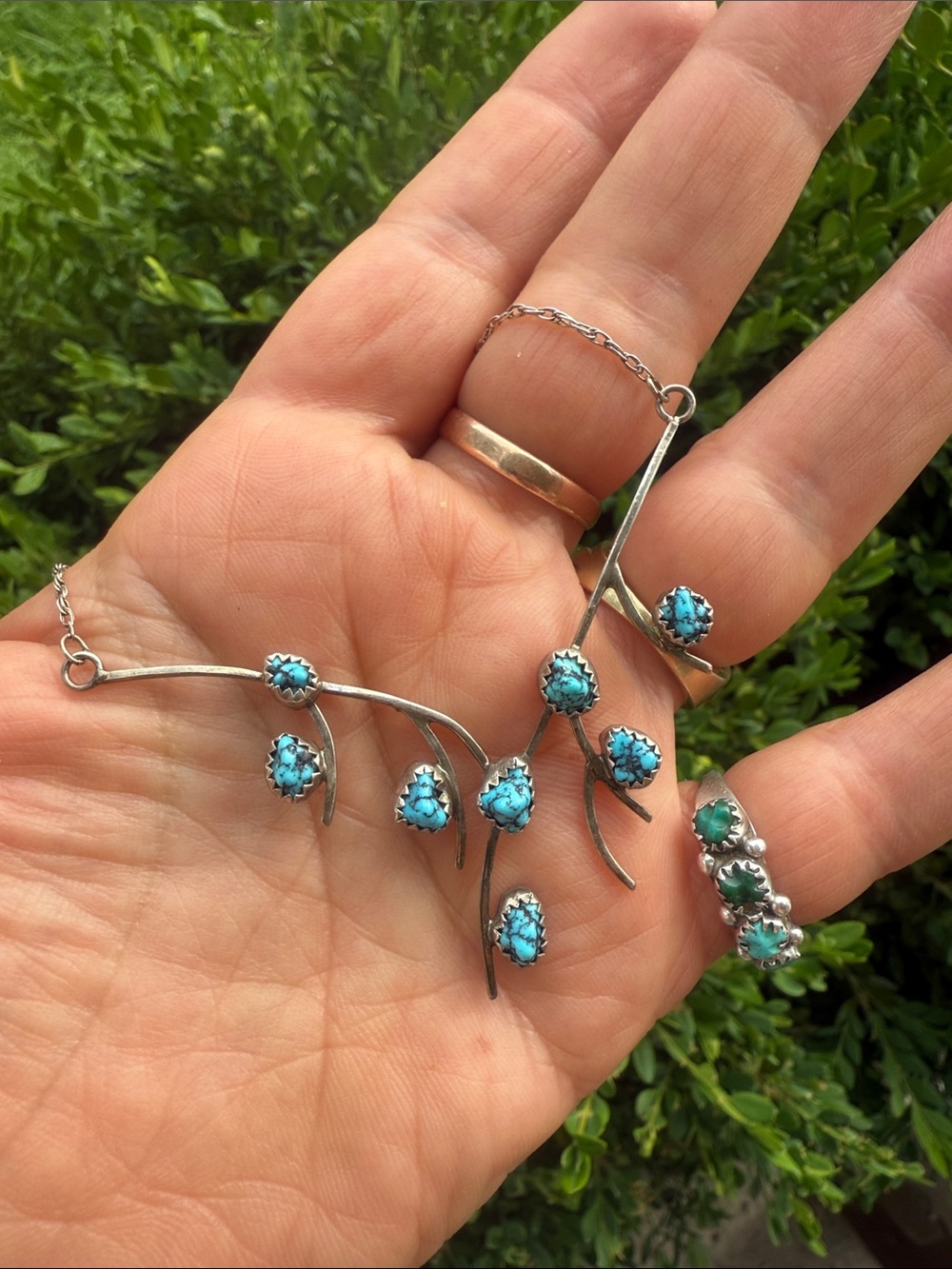 🩵💙🤍NATIVE AMERICAN TURQUOISE SILVER NECKLACE. And ring eye snake size: 6💙🩵🤍